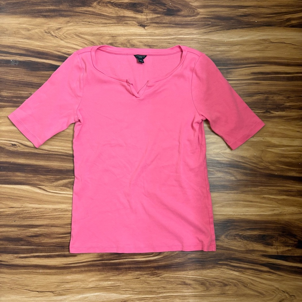 Ann Taylor Short Sleeve Tee